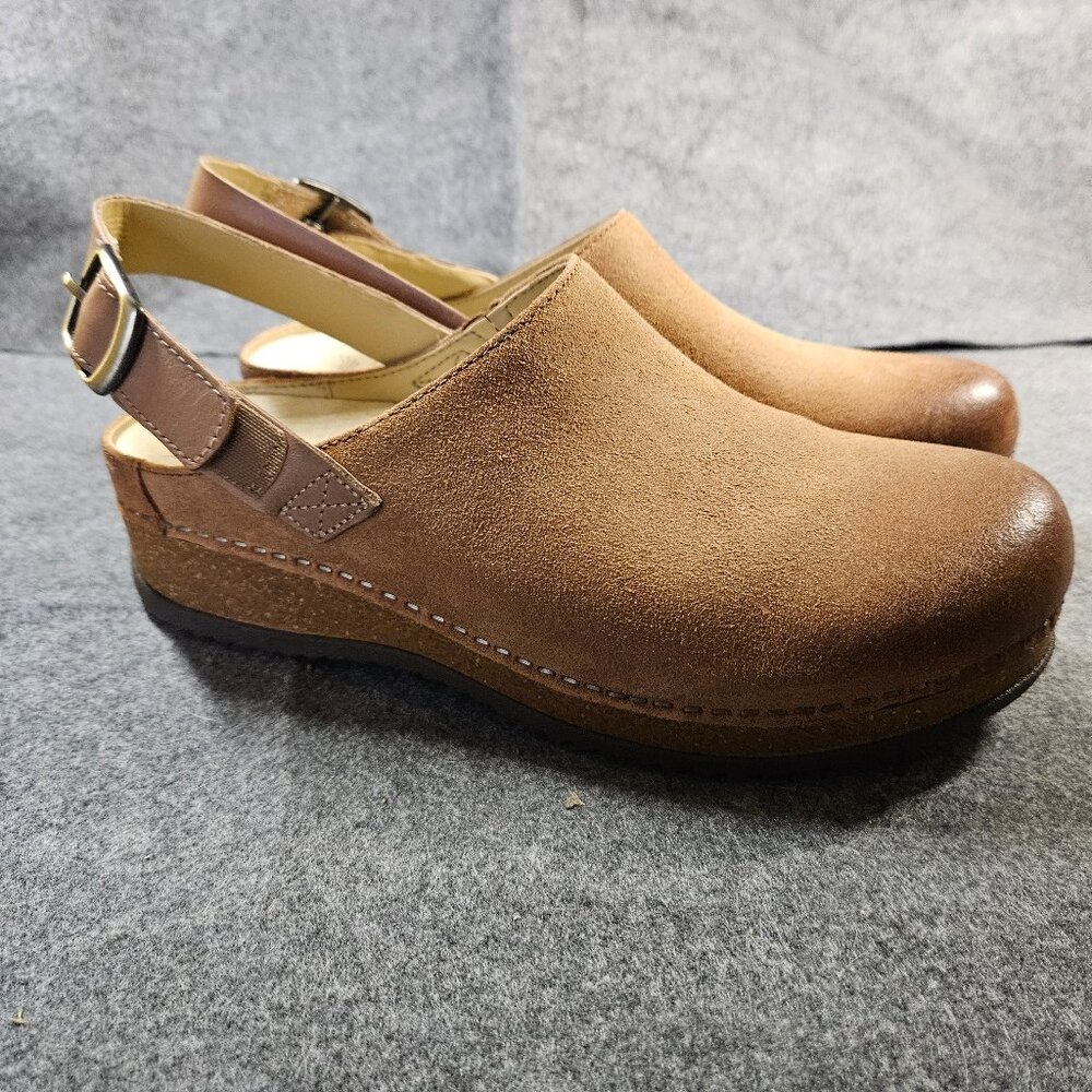 Dansko Women's Merrin Sling-Back Mule Clog  Size 38 Color Tan